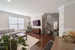 208 Wildflower St, Des Plaines, IL 60016 - Photo 4