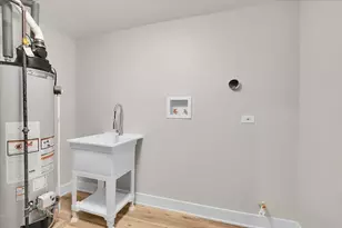 7026 S Eberhart Ave, Chicago, IL 60637 - Photo 30