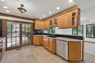 4511 Hanover Dr, Crystal Lake, IL 60012 - Photo 18