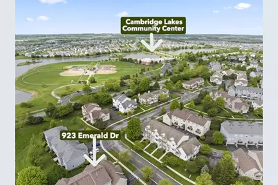 923 Emerald Drive, Pingree Grove, IL 60140 - Photo 2
