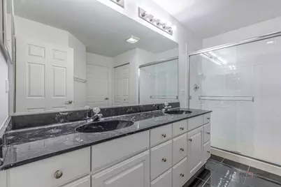 985 Huntington Drive #985, Elk Grove Village, IL 60007 - Photo 14