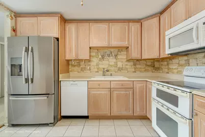 453 Raintree Drive #5K, Glen Ellyn, IL 60137 - Photo 8
