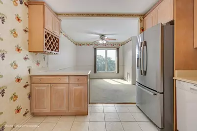 453 Raintree Drive #5K, Glen Ellyn, IL 60137 - Photo 10