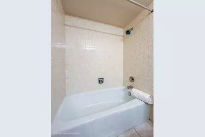 453 Raintree Drive #5K, Glen Ellyn, IL 60137 - Photo 30
