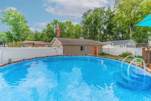 921 N Plum St, Pontiac, IL 61764 - Photo 46