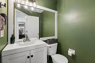 1171 Chesterfield Ln, Grayslake, IL 60030 - Photo 10