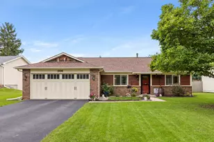 306 Drake Ct, Bolingbrook, IL 60490 - Photo 1