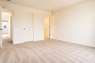 2323 Prestige Pl, Schaumburg, IL 60173 - Photo 12