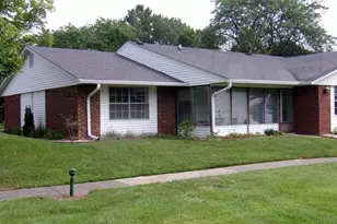 7405 Clarendon Ct, Fox Lake, IL 60020 - Photo 1