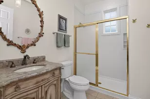 46 Forest Gate Cir, Oak Brook, IL 60523 - Photo 20