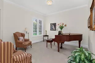 46 Forest Gate Cir, Oak Brook, IL 60523 - Photo 14