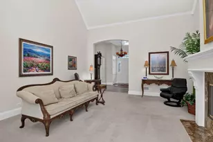 46 Forest Gate Cir, Oak Brook, IL 60523 - Photo 8