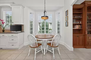 46 Forest Gate Cir, Oak Brook, IL 60523 - Photo 12