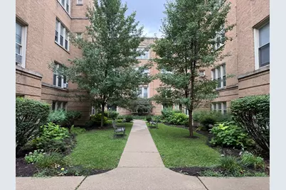 209 Washington Boulevard #3N, Oak Park, IL 60302 - Photo 1