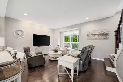 17902 Oak Park Avenue, Tinley Park, IL 60477 - Photo 2