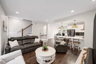 17902 Oak Park Ave, Tinley Park, IL 60477 - Photo 1
