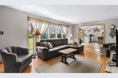 1080 Cardinal Drive S, Lake Zurich, IL 60047 - Photo 12
