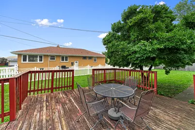 8830 W Lotus Drive, Hickory Hills, IL 60457 - Photo 32