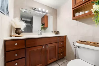 8830 W Lotus Drive, Hickory Hills, IL 60457 - Photo 30