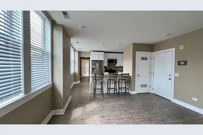 12 S 3rd Street #B, Saint Charles, IL 60174 - Photo 6