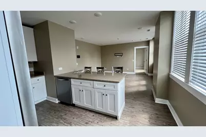 12 S 3rd Street #B, Saint Charles, IL 60174 - Photo 8