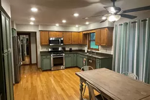 2137 St James Ave, Belvidere, IL 61008 - Photo 6
