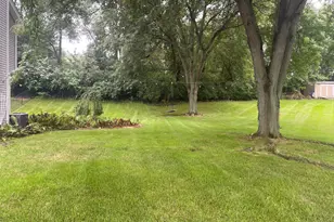 2137 St James Ave, Belvidere, IL 61008 - Photo 38
