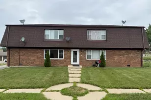 1020 9th St, Harvard, IL 60033 - Photo 1