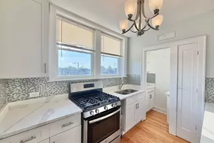 2840 N Lockwood Ave, Chicago, IL 60641 - Photo 4