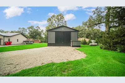 15639 Bradley Avenue, Momence, IL 60954 - Photo 22