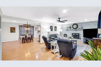 15639 Bradley Avenue, Momence, IL 60954 - Photo 4