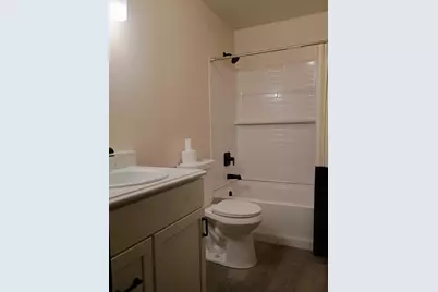 1301 Balmoral Avenue, Calumet City, IL 60409 - Photo 12