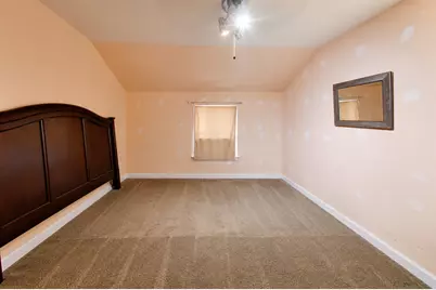 9615 S Bensley Avenue, Chicago, IL 60628 - Photo 10