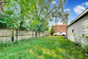 9615 S Bensley Ave, Chicago, IL 60628 - Photo 20