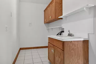 4N760 S Circle Dr, Saint Charles, IL 60175 - Photo 24