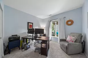 1214 Gulfstream Pkwy, Libertyville, IL 60048 - Photo 10
