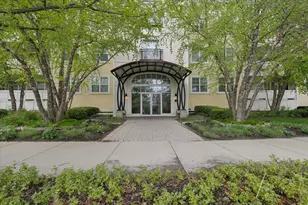 977 Harris Rd, Grayslake, IL 60030 - Photo 1