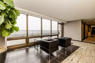 2800 N Lake Shore Dr, Chicago, IL 60657 - Photo 34