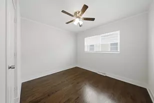 701 W 116th St, Chicago, IL 60628 - Photo 10