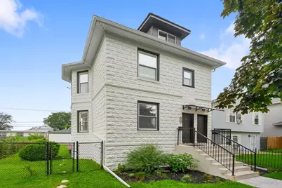 412 S 12th Avenue, Maywood, IL 60153 - Photo 1