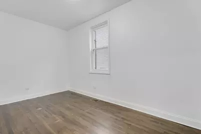 412 S 12th Avenue, Maywood, IL 60153 - Photo 6
