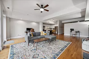 165 N Canal St, Chicago, IL 60606 - Photo 8