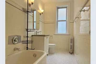 7440 N Claremont Avenue #3, Chicago, IL 60645 - Photo 8