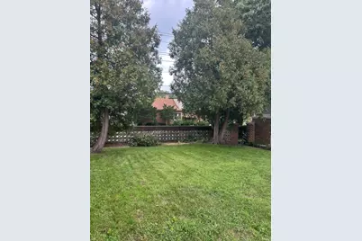 12200 S Yale Avenue, Chicago, IL 60628 - Photo 4