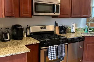 2051 W Ohio St, Chicago, IL 60612 - Photo 4