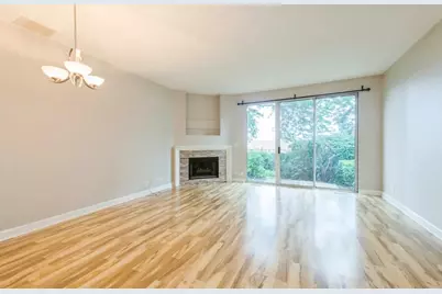 533 Woodhaven Drive #533, Mundelein, IL 60060 - Photo 4
