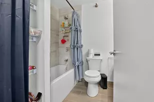 401 E Ontario St, Chicago, IL 60611 - Photo 16