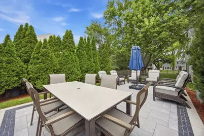 993 Knollwood Drive, Buffalo Grove, IL 60089 - Photo 30
