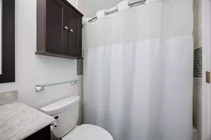 993 Knollwood Dr, Buffalo Grove, IL 60089 - Photo 18