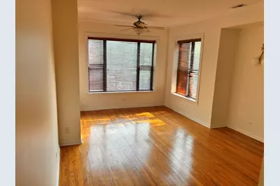 2458 W Eastwood Avenue #2, Chicago, IL 60625 - Photo 4